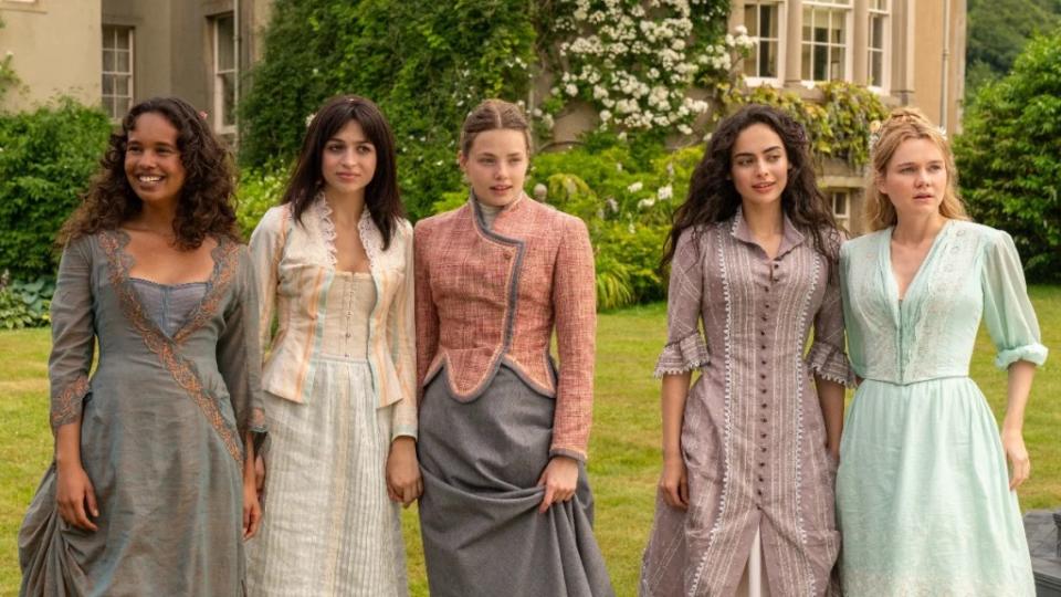 Alisha Boe, Josie Totah, Kristine Froseth, Aubri Ibrag and Imogen Waterhouse in “The Buccaneers.”(Apple TV+)