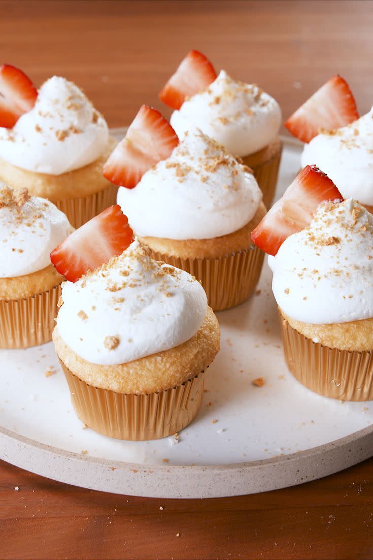 Strawberry Cheesecake-Stuffed Cupcakes