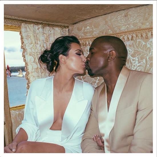 Just before the couple stepped out of their carriage to meet their guests. Image:Instagram.com/kimkardashian