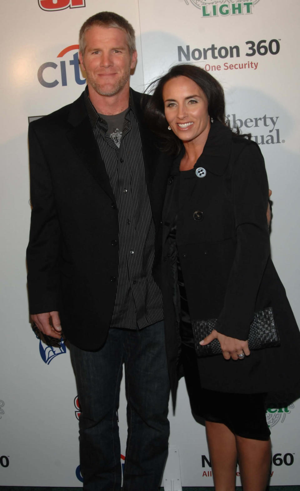 <p>Green Bay Packers quarterback Brett Favre (L) and wife Deanna Favre attend the Sports Illustrated Sportsman of The Year Party 2007 at Skylight Studios December 4, 2007 in New York City. (Photo by Brad Barket/Getty Images)</p>