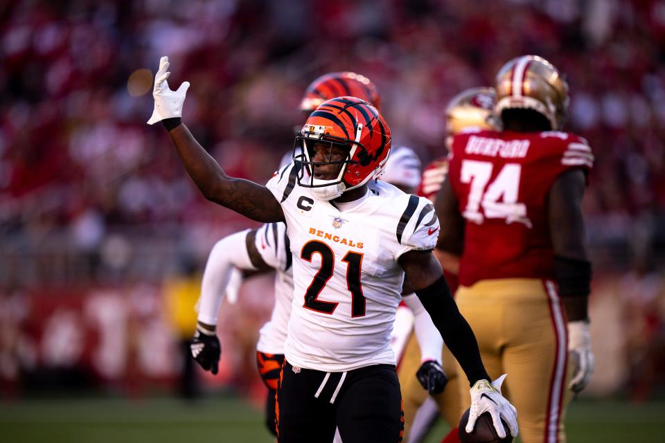 Cincinnati Bengals cornerback Mike Hilton celebrates against the San Francisco 49ers on Oct. 29, 2023.