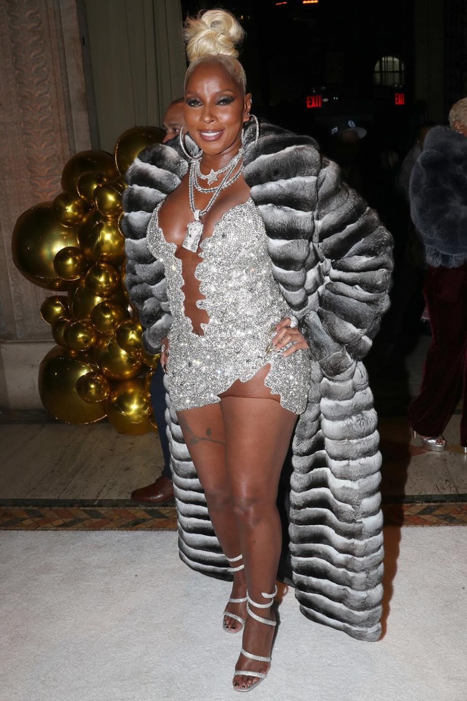 Mary J. Blige Serves Up Sexy Style in SkinBaring, Cutout Gown at 2023