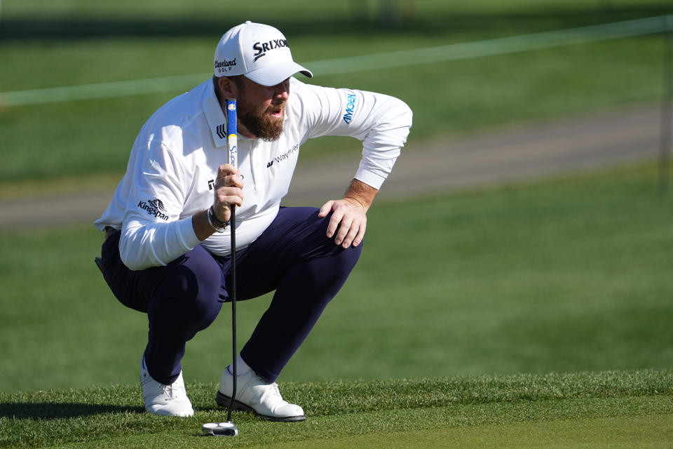 Shane Lowry reads his putt on the ninth green during the first round of the The American Express golf tournament at La Quinta Country Club. Mandatory Credit: Ray Acevedo-USA TODAY Sports