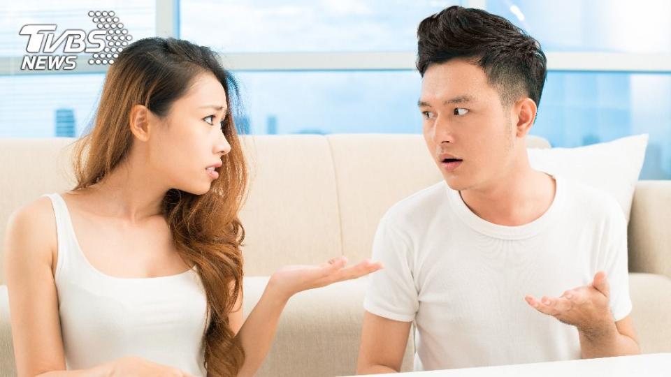 人妻看到生活費傻眼直呼「這樣怎麼夠吃」。（示意圖／shutterstock 達志影像）