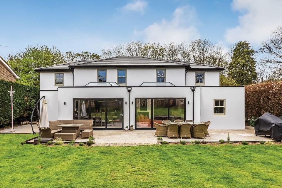 property for sale in surrey