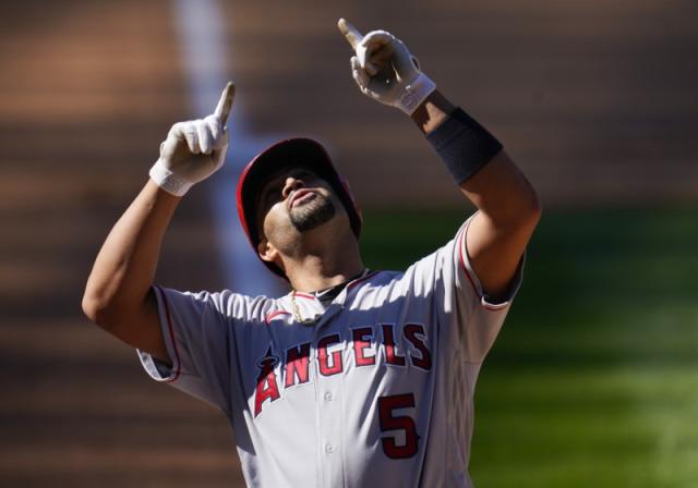 MLB on FOX - 6️⃣6️⃣0️⃣ Los Angeles Angels DH Albert Pujols just tied Willie  Mays for 5th on the all-time HR list!