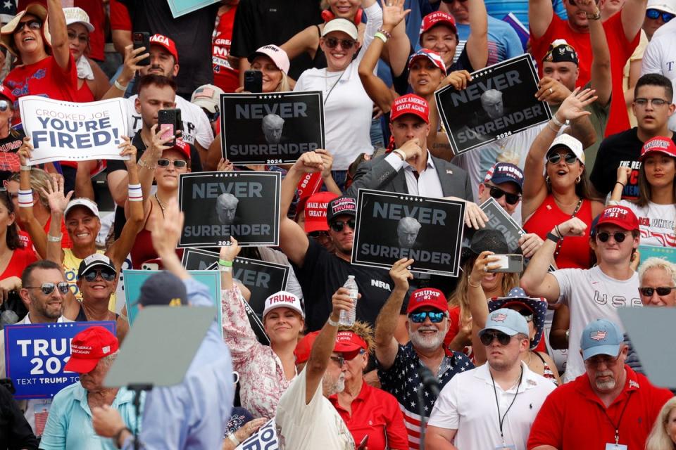 Large crowds gathered at the golf club in Florida, for Trump’s first major rally in more than a week (REUTERS)