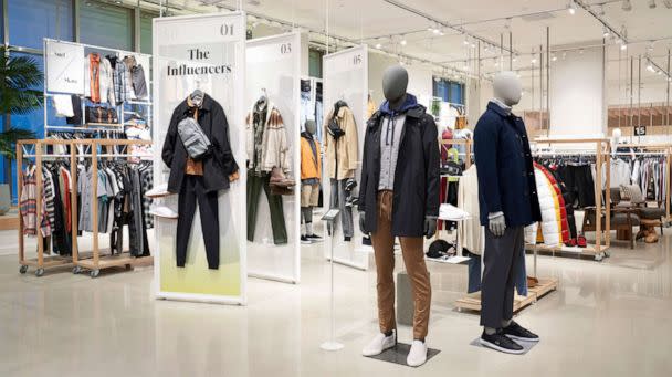PHOTO: Photo shows how clothing could be displayed at the company&#39;s new Amazon Style store concept. (Amazon Handout via AP)