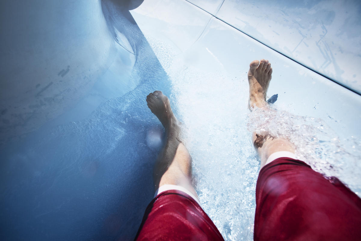 Why you should always cross your legs on waterslides and other waterpark safety tips