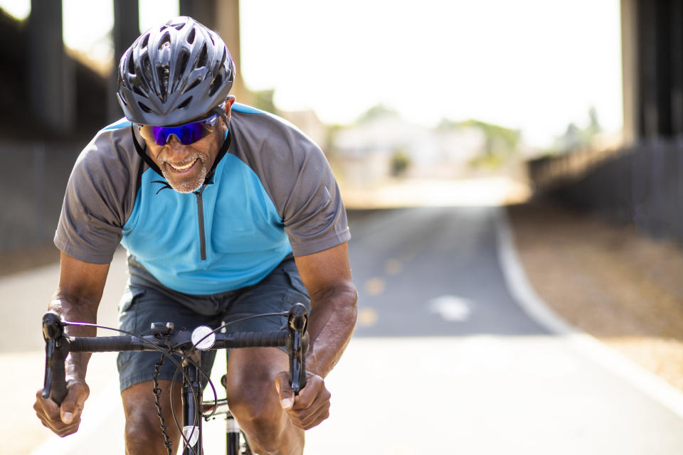 Sunglasses and hair coverings can help keep pollen out of your eyes and hair. (Getty Images)