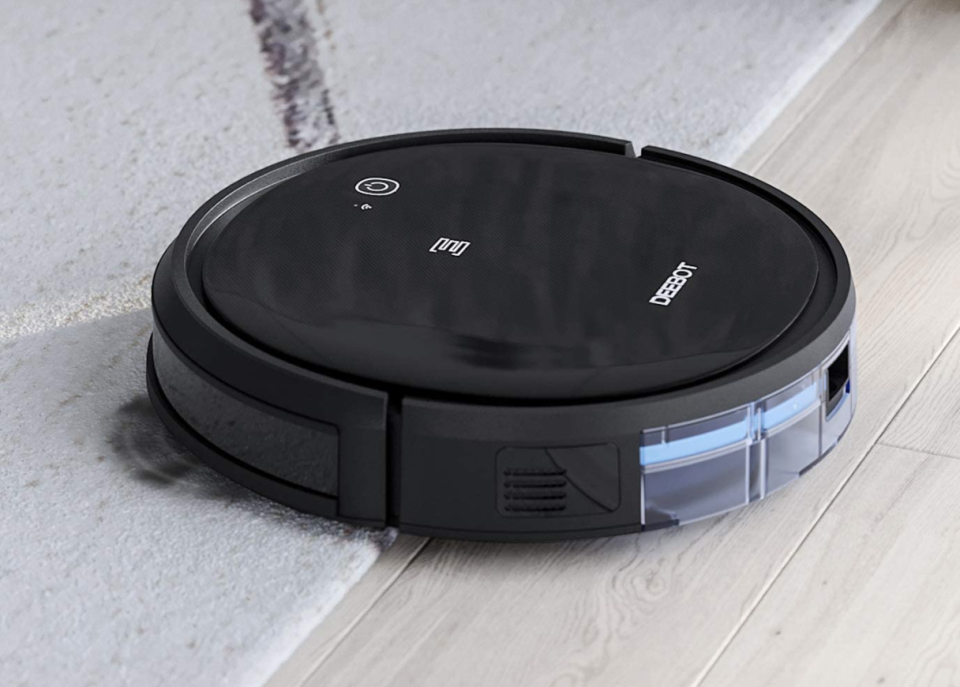 Save $124 on this top-rated robot vacuum. (Photo: Amazon)