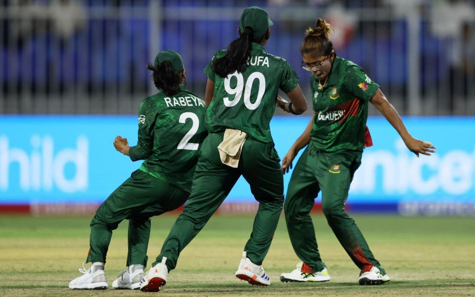 Bangladesh celebrate the wicket of Nat Sciver-Brunt