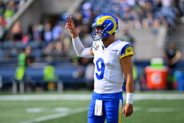 Fans React to the Los Angeles Rams' New Uniforms