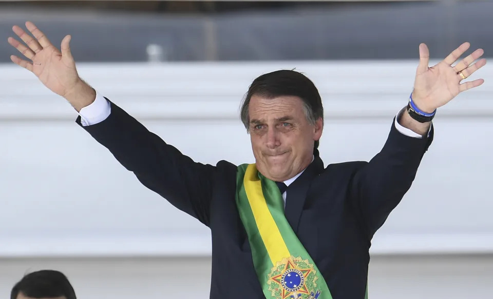 Bolsonaro decidiu, segundo a jornalista Thais Oyama, que não irá passar a faixa presidencial para Lula na cerimônia de posse. (Foto: EVARISTO SA/AFP via Getty Images)