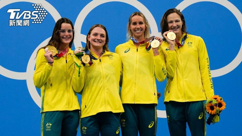 澳洲女泳隊拿下400公尺接力賽金牌。（圖／達志影像美聯社）