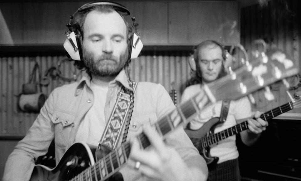 Michael Chapman recording studio in 1978. (Photo by Estate Of Keith Morris/Redferns)