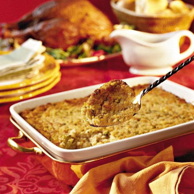 How to Make The Best Granny's Cornbread Dressing for Thanksgiving