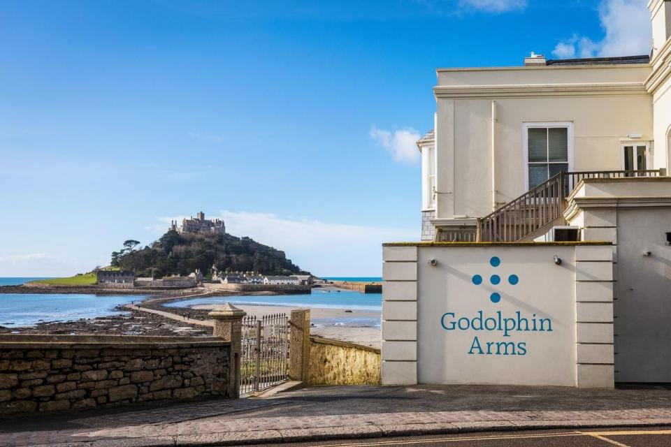 6) Unrivalled views of St Michael's Mount in Marazion