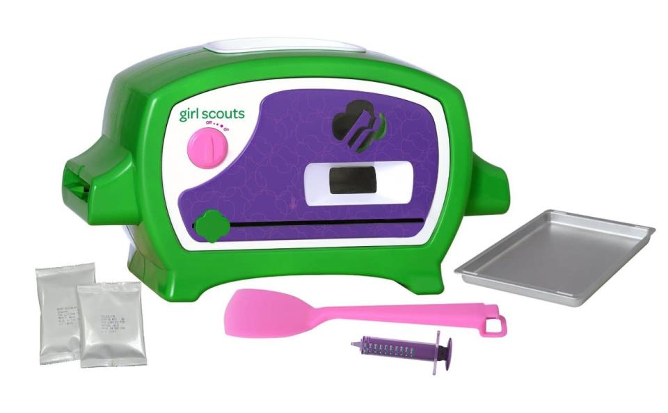 GIRL SCOUTS COOKIE OVEN 