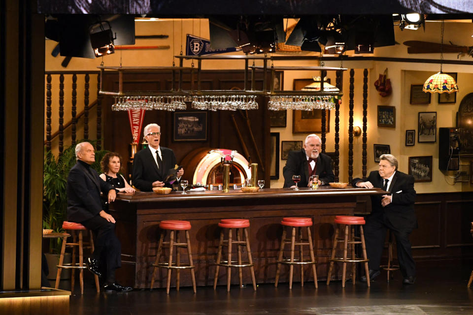 Cheers Reunion (Valerie Macon / AFP - Getty Images)