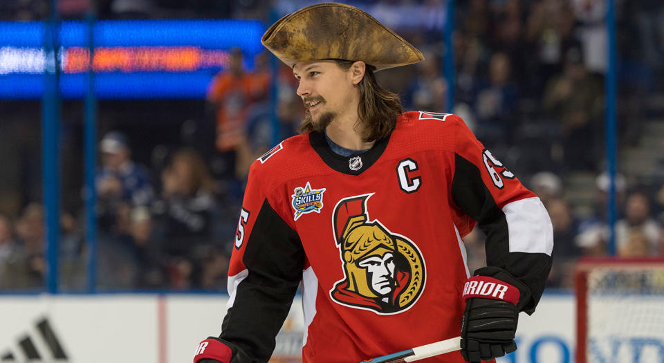 Pierre Dorion, please, set this man free, (Roy K. Miller/Icon Sportswire via Getty Images)