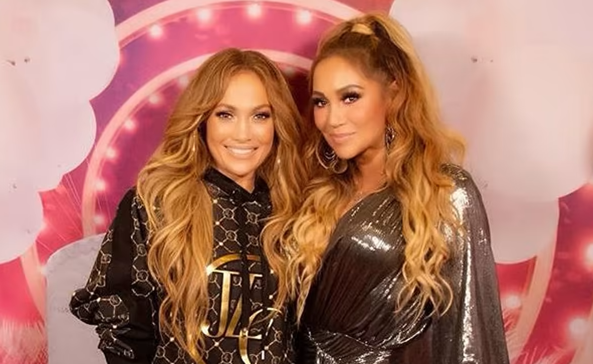 Jennifer Lopez con Connie Pena / Cortesía