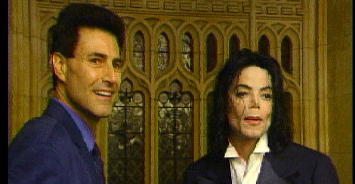Uri Geller with the late Michael Jackson. (REX/Shutterstock)