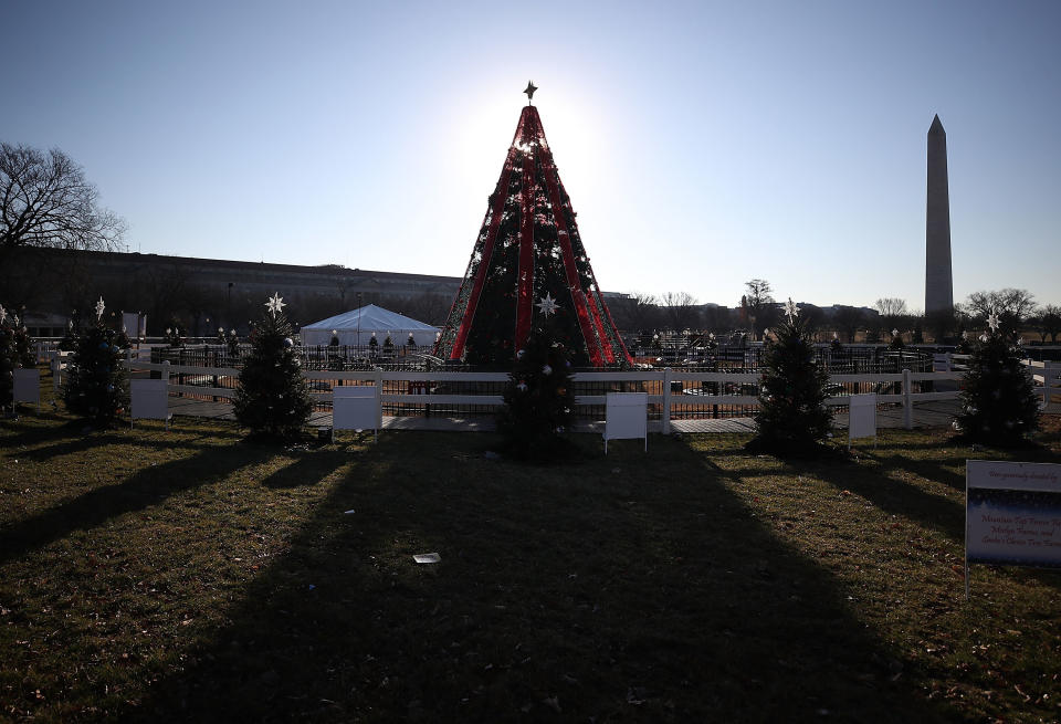 The shutdown of the National Christmas Tree will likely remain in effect through Christmas. (Photo: Mark Wilson via Getty Images)