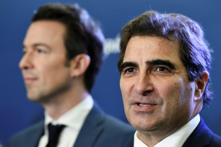 Christian Jacob (d) et Guillaume Peltier à Paris le 21 janvier 2020 - ALAIN JOCARD © 2019 AFP