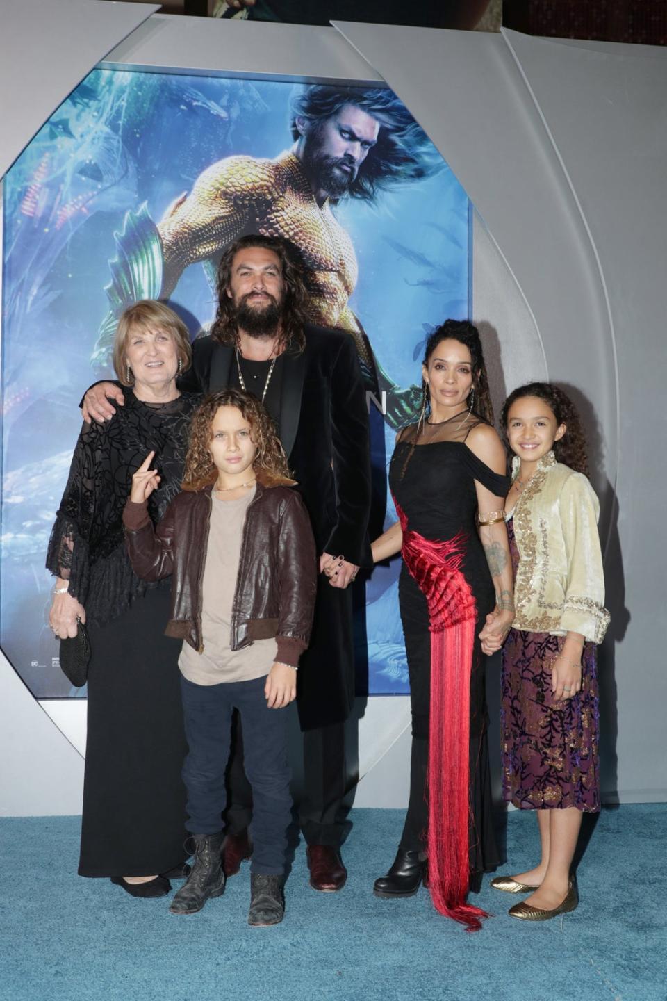 Coni Momoa, Jason Momoa, Nakoa-Wolf Manakauapo Namakaeha Momoa, Lisa Bonet, Lola Iolani Momoa (Eric Charbonneau/Shutterstock)