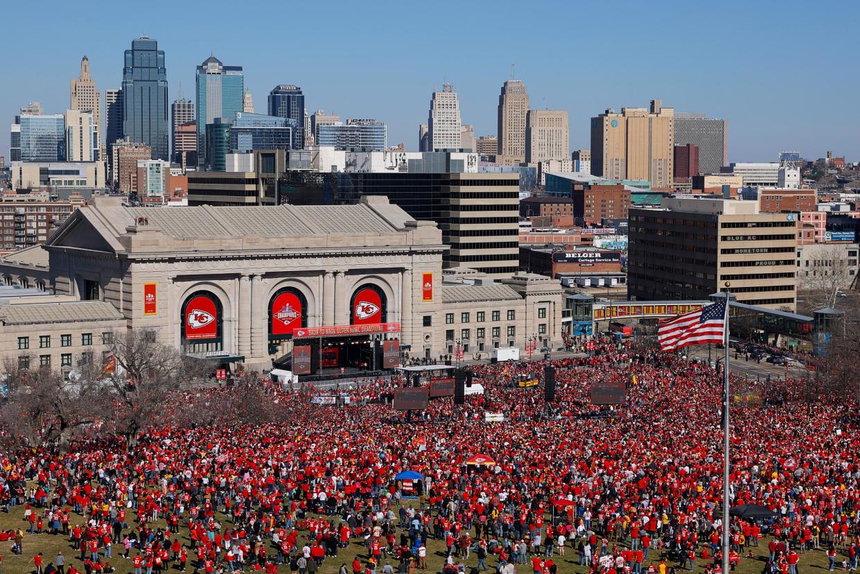 NFL Breaks Silence on 2024 Kansas City Championship Parade Shooting TK 242