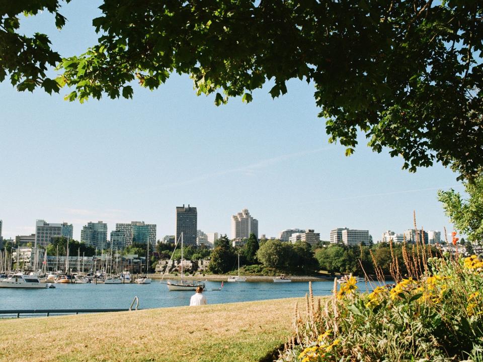 Aleenah Ansari Vancouver Canada day trip travel Stanley Park seawall waterfront