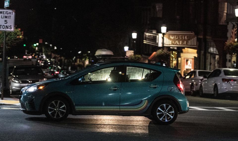 A driver crosses the intersection of Main Street and North Broadway in Tarrytown Sept. 27, 2023.