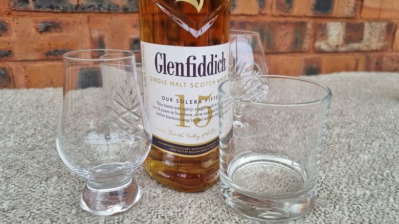 Glenfiddich 15-year with glasses