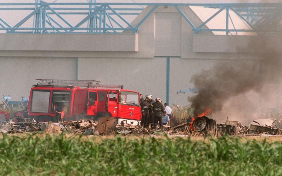 The scene at Toulouse-Blagnac airport in 1994 of the Airbus crash which killed the company's chief test pilot Nick Warner and six others - JEAN-PIERRE MULLER/AFP via Getty Images