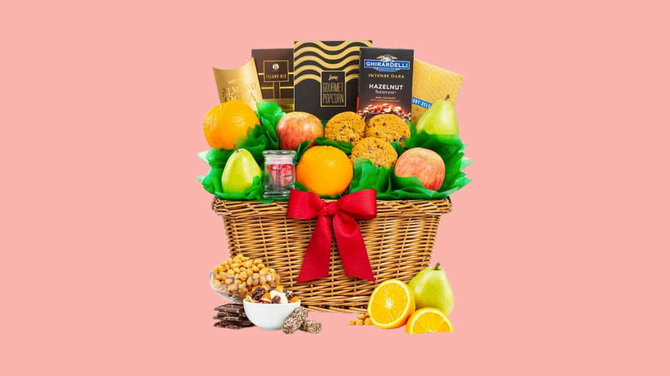 Best Gift Baskets 2022: Five Star Premium Grade Fruit Basket