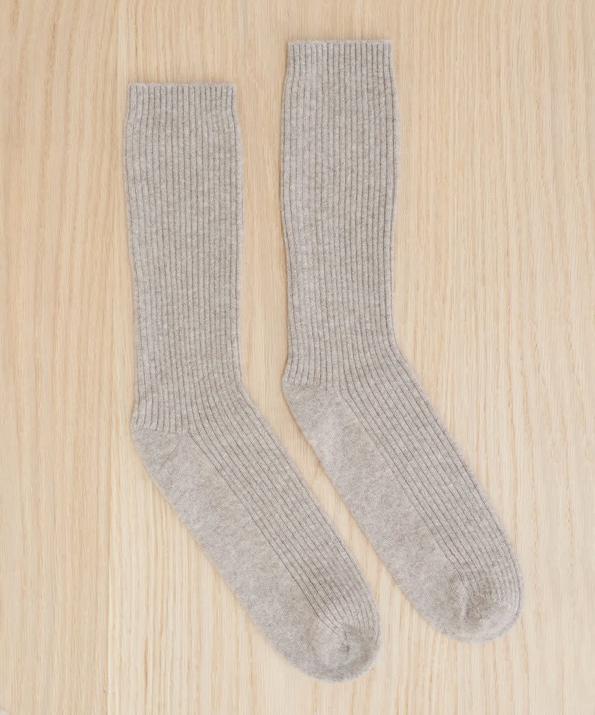 <p><a href="https://go.redirectingat.com?id=74968X1596630&url=https%3A%2F%2Fwww.jennikayne.com%2Fproducts%2Fcashmere-socks-stone&sref=https%3A%2F%2Fwww.harpersbazaar.com%2Ffashion%2Ftrends%2Fg45446223%2Fbest-gifts-for-sneakerheads%2F" rel="nofollow noopener" target="_blank" data-ylk="slk:Shop Now;elm:context_link;itc:0;sec:content-canvas" class="link ">Shop Now</a></p><p>Cashmere Socks</p><p>jennikayne.com</p><p>$65.00</p><span class="copyright">Jenni Kayne</span>