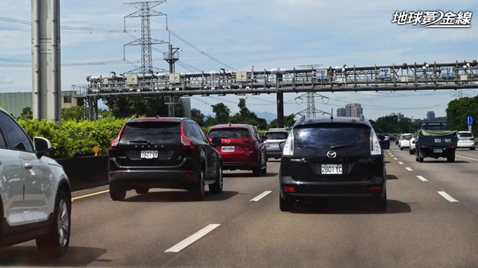 台灣各道路養護機關不同，施工標準各自有異。(圖片來源 / 達志影像Shutterstock)