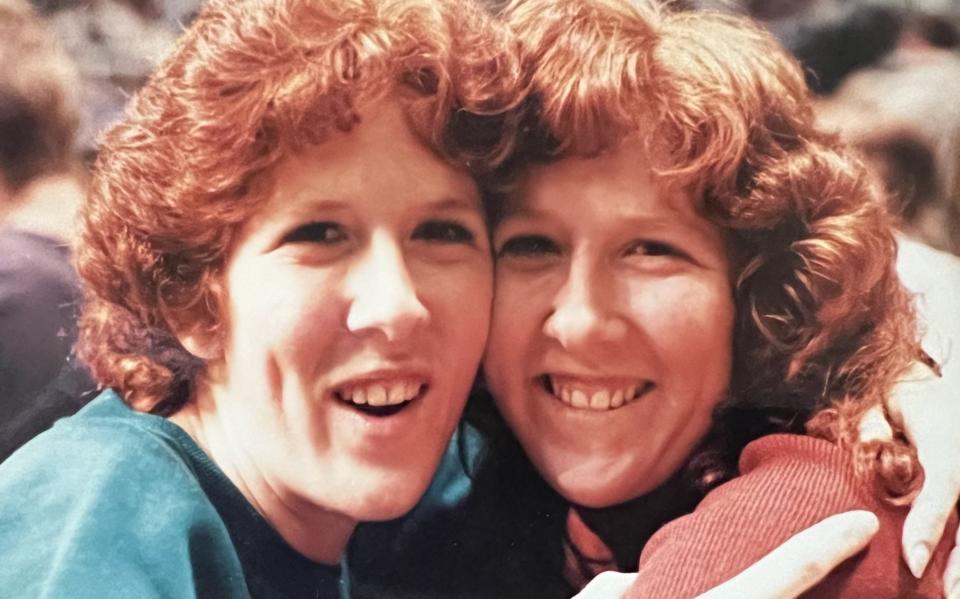 Paula Harabedian (left) with her twin sister, Patrice Sanders (right). Patrice worked at Valley Children's Hospital in California for over 36 years. The registered nurse died in June 2024 and donated her organs, honored by family and friends.