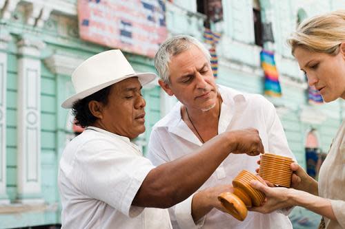 haggling couple