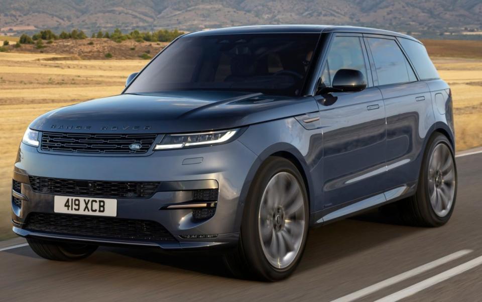 Range Rover Sport P460e Dynamic SE: the huge battery helps justify the high price