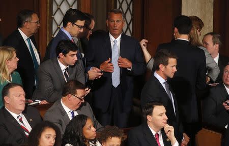 U.S. Speaker of the House John Boehner (C) watches the end of the roll call vote as he is re-elected Speaker of the House of Representatives at the U.S. Capitol in Washington January 6, 2015. REUTERS/Jim Bourg