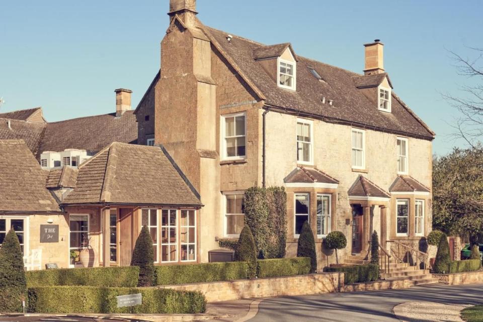 a large house with a driveway