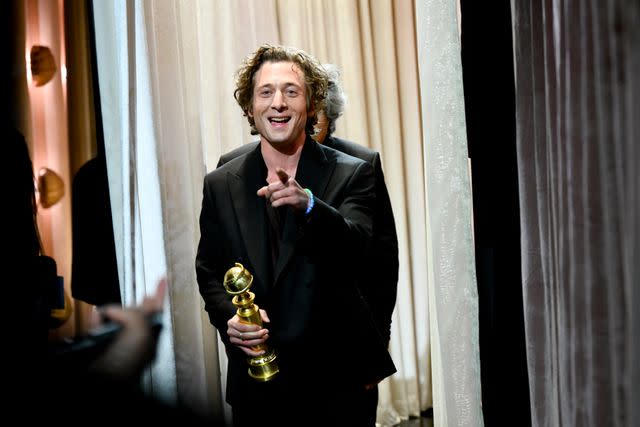 <p>Michael Buckner/Golden Globes 2024/Golden Globes 2024 via Getty</p> Jeremy Allen White at the 81st Golden Globe Awards held at the Beverly Hilton Hotel on January 7, 2024 in Beverly Hills, California.