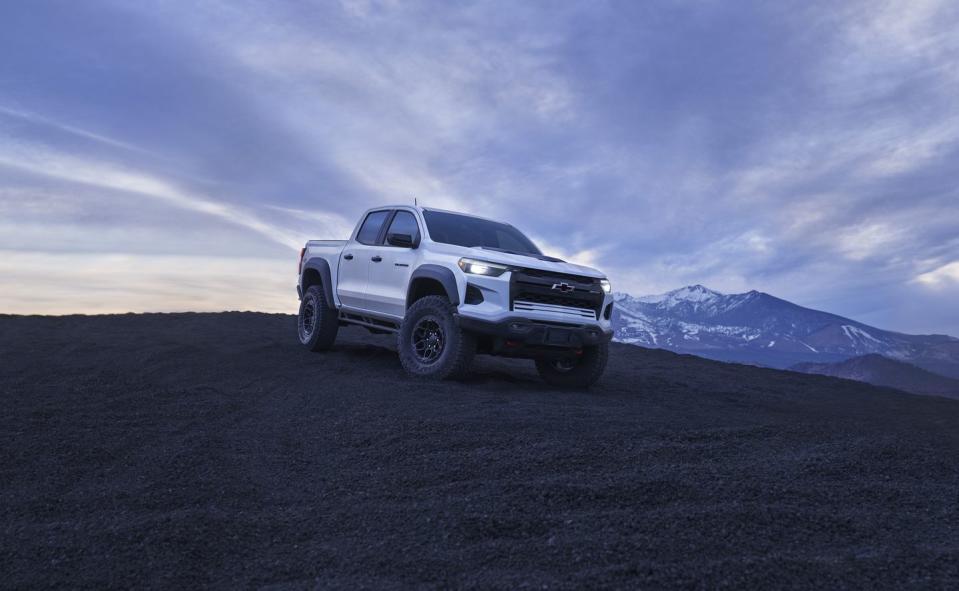 2024 chevrolet colorado zr2 bison