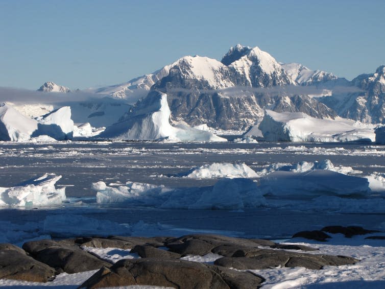 <span class="caption">Severe ice loss from West Antarctica could cause catastrophic sea level rise.</span> <span class="attribution"><span class="source">Bethan Davies</span>, <span class="license">Author provided</span></span>