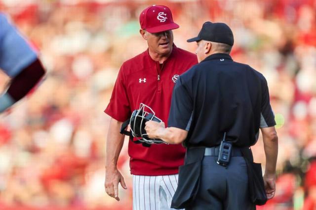 Alabama baseball loses two to Auburn, has third rained out as