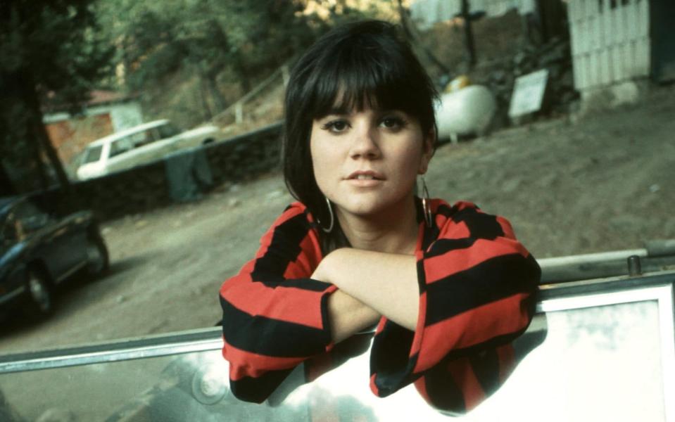  Linda Ronstadt, circa 1970 - Getty