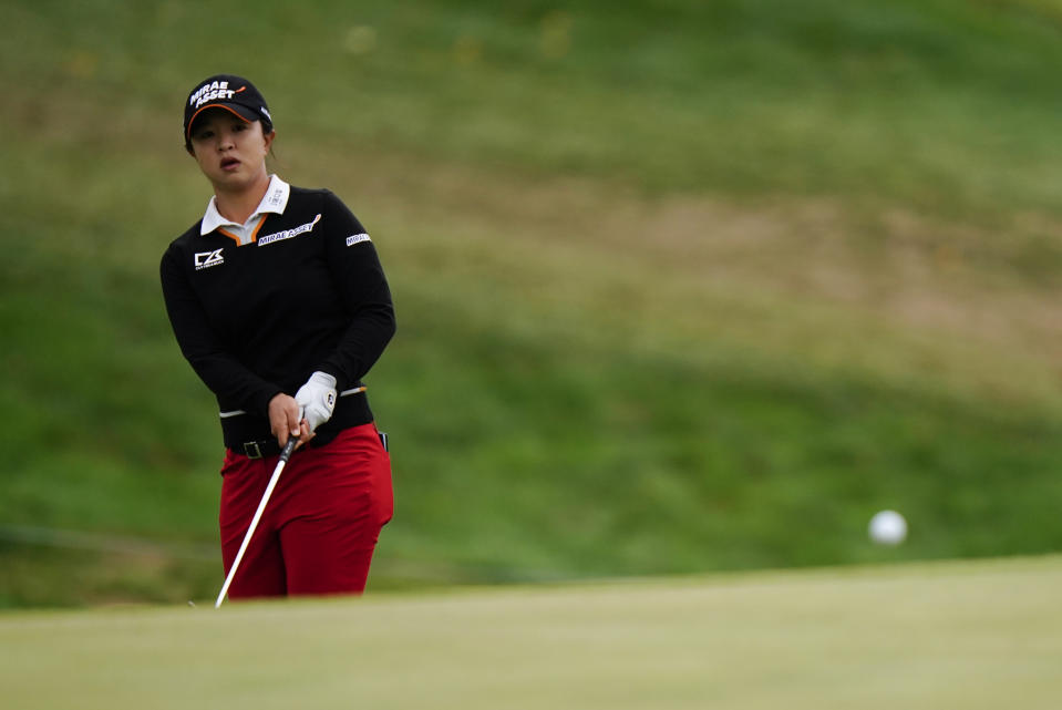 Sei Young Kim, of South Korea, chips to the seventh green during the final round at the KPMG Women's PGA Championship golf tournament at the Aronimink Golf Club, Sunday, Oct. 11, 2020, in Newtown Square, Pa. (AP Photo/Matt Slocum)