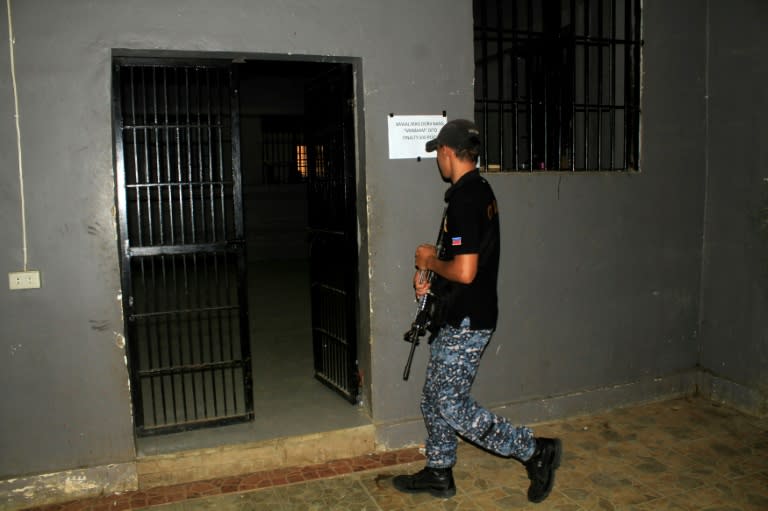 Several prison breaks have previously occurred in southern Mindanao, with pro-IS extremists freeing 23 detainees in a series of escapes last year